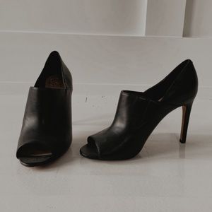 Vince Camuto Black leather high heels
